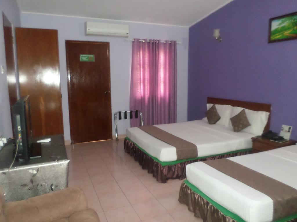Skai Lodge Male Room photo